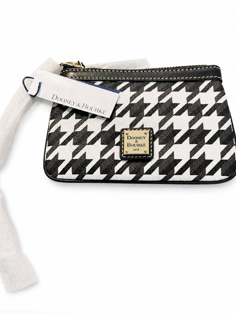 Dooney & Bourke Houndstooth Wristlet in Black and White NWT